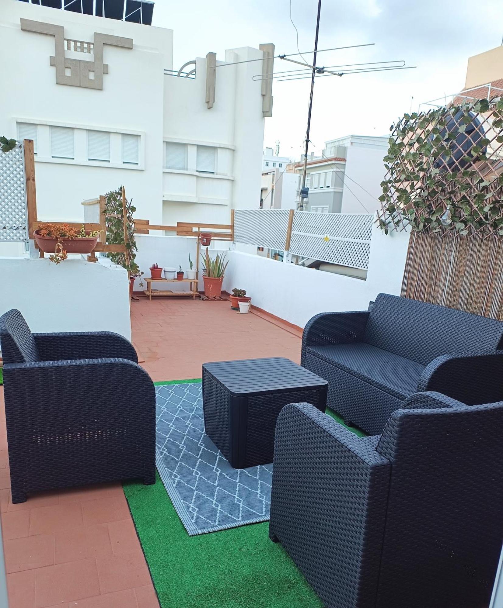 Center Santa Cruz, Alojamiento Centrico Con Gran Terraza, Cocina , Salon Y Banos, Todo Privado Eksteriør bilde