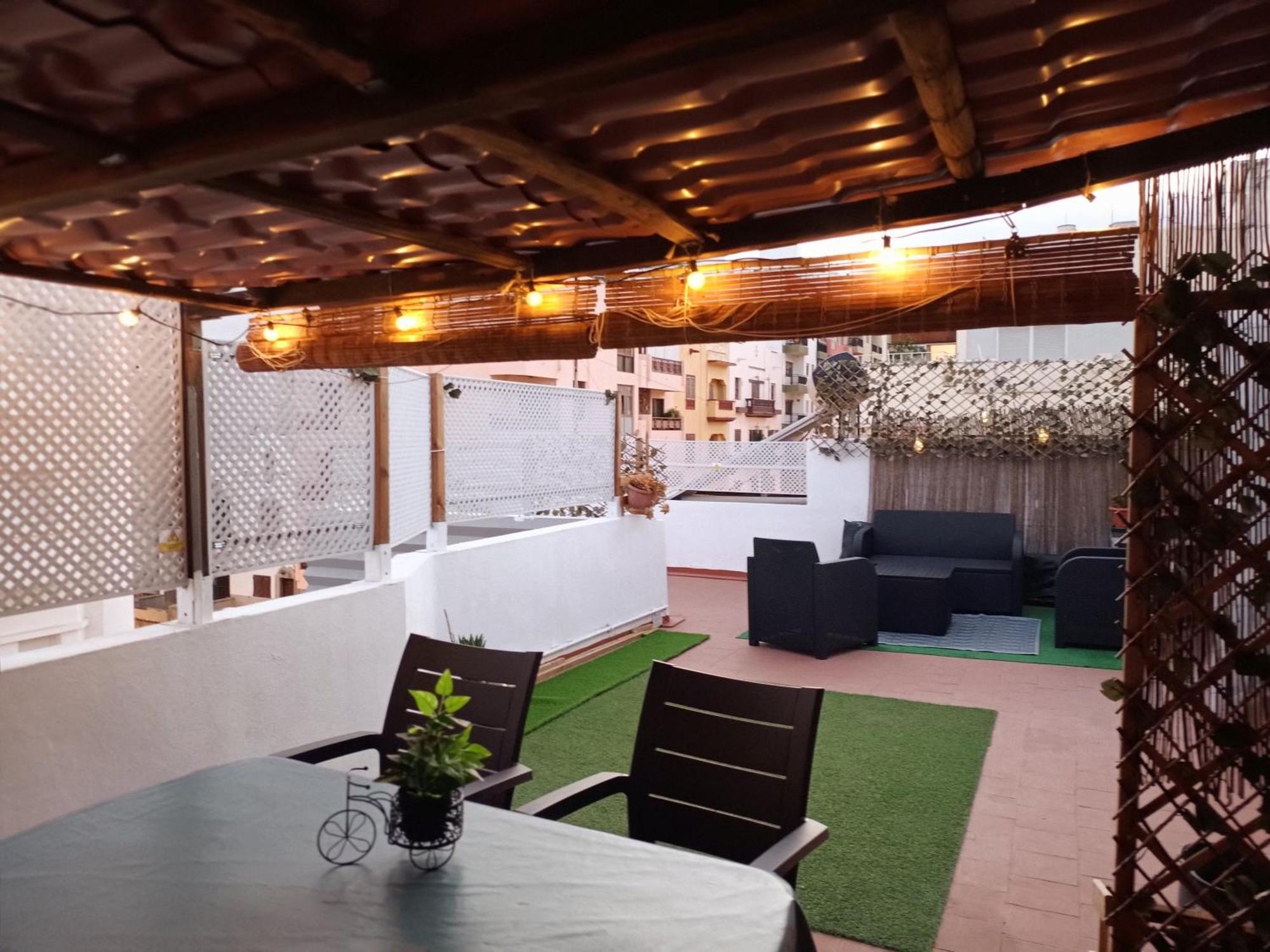 Center Santa Cruz, Alojamiento Centrico Con Gran Terraza, Cocina , Salon Y Banos, Todo Privado Eksteriør bilde